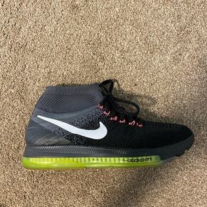 Nike zoom sneaker